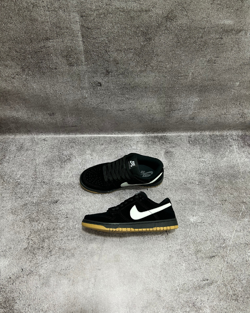 NK Sb Black Gamuza